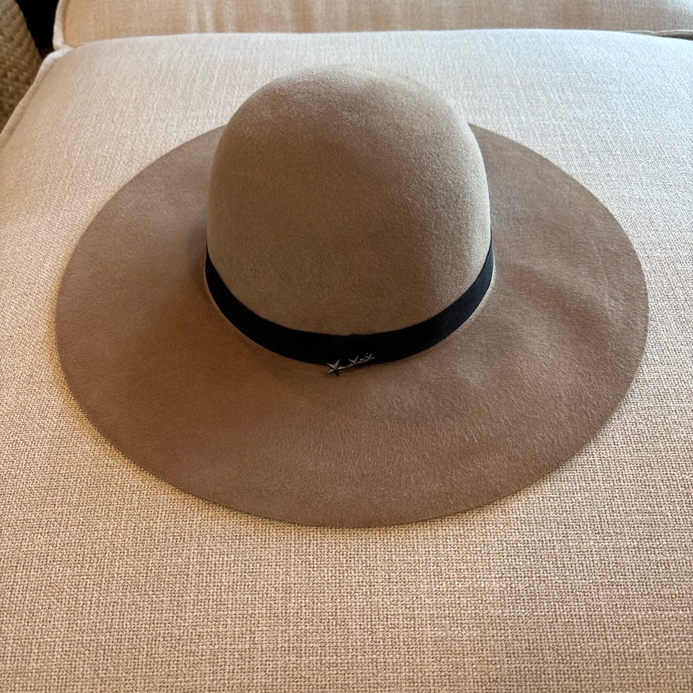 Scotch & Soda Brown Hat with Black Accent - Picture 1 of 5